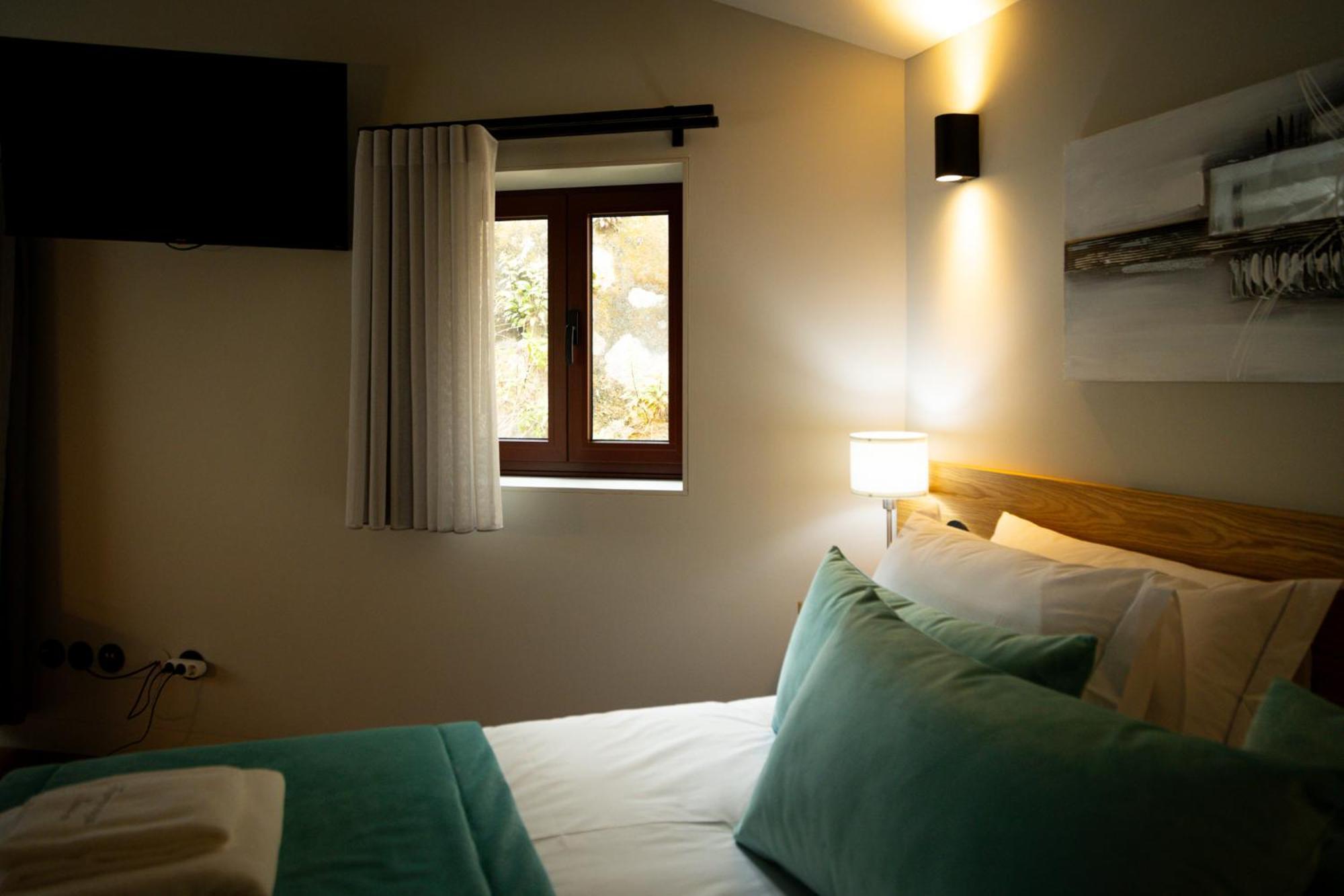 Fervenca Suites Vila Nova de Gaia Exteriör bild