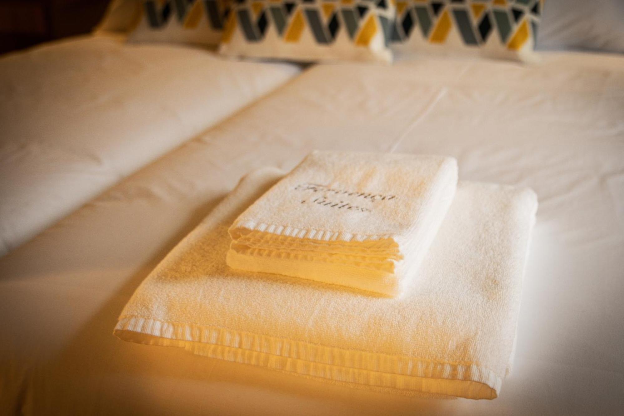 Fervenca Suites Vila Nova de Gaia Exteriör bild
