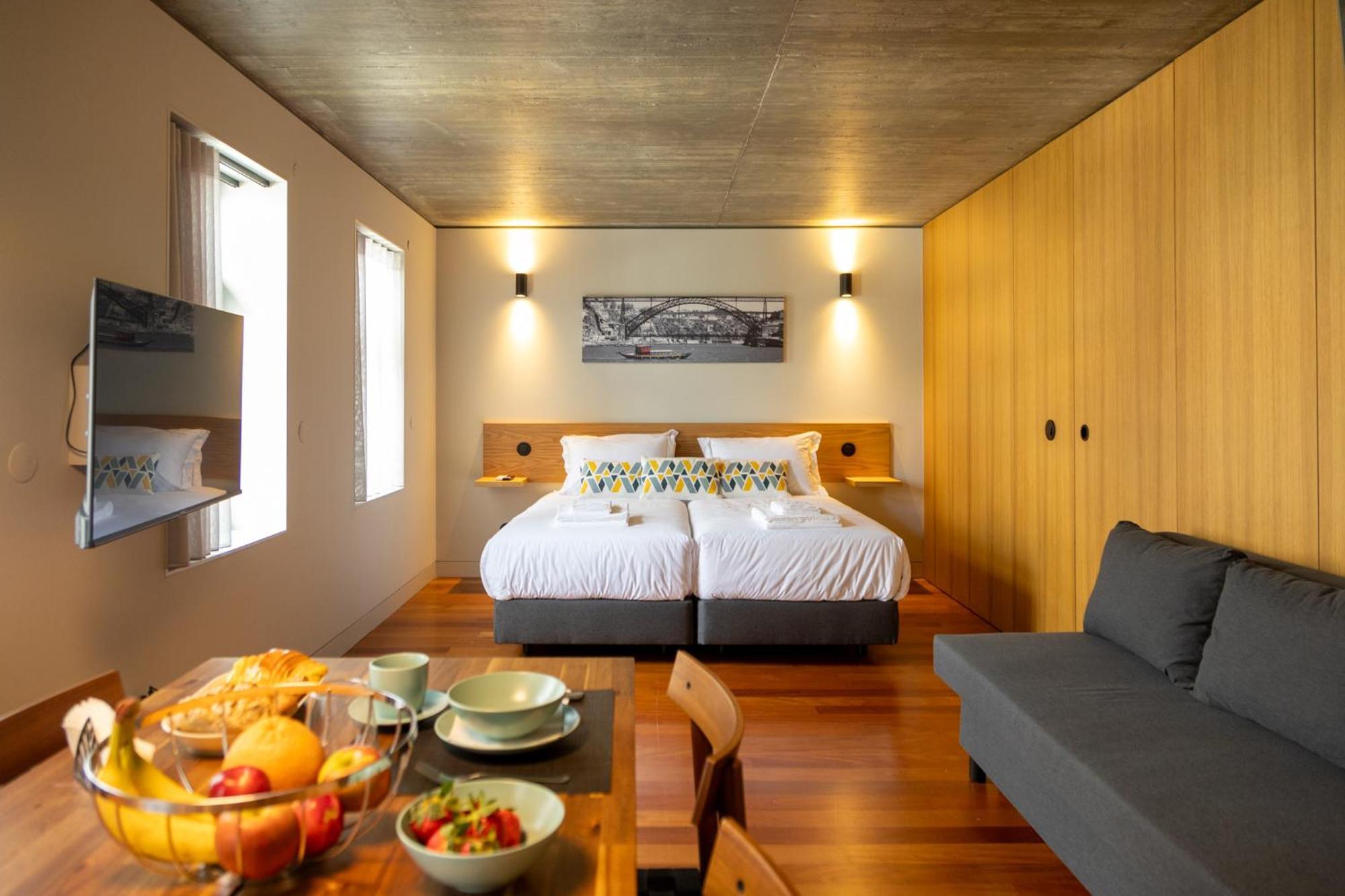 Fervenca Suites Vila Nova de Gaia Exteriör bild