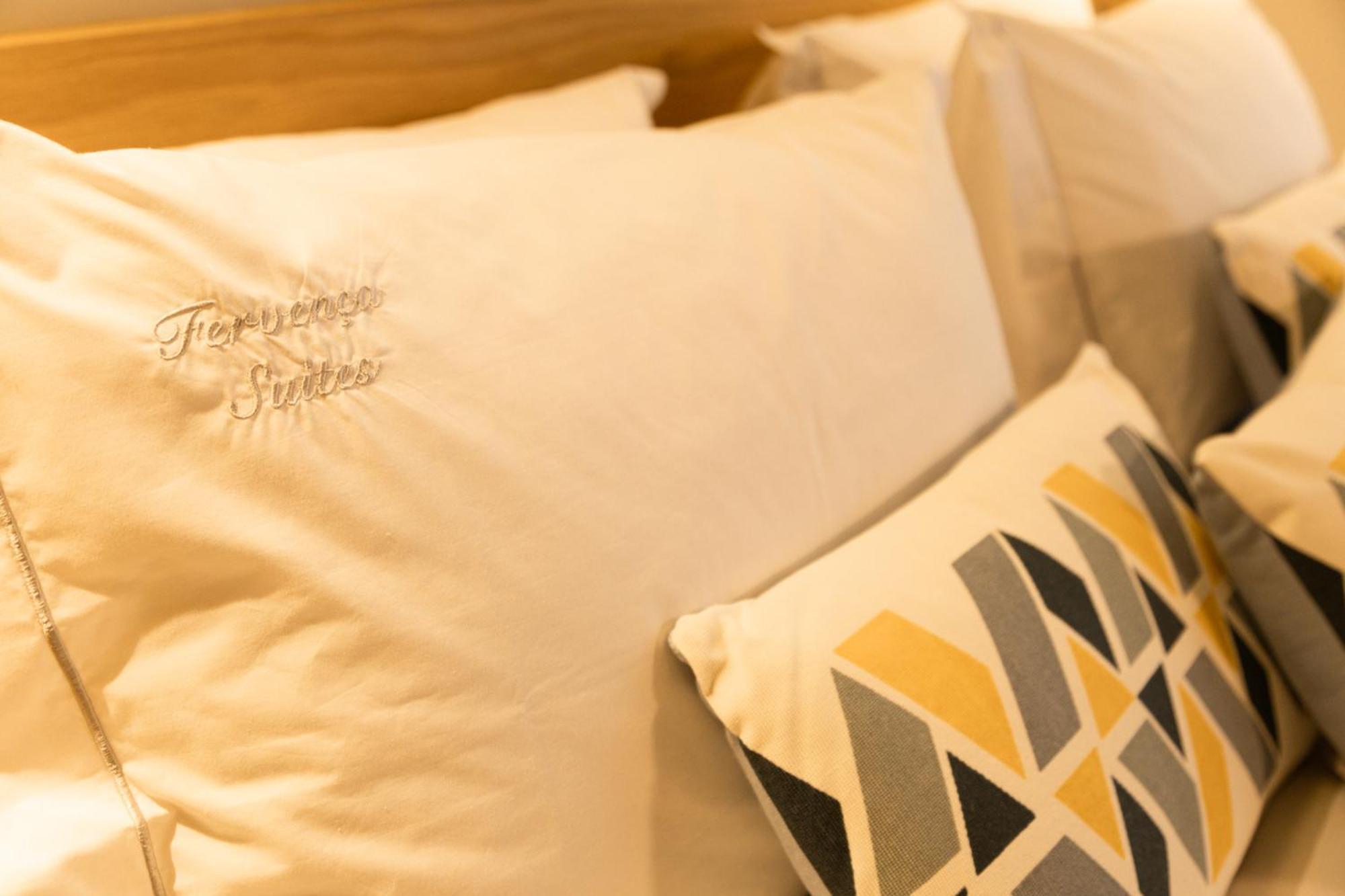 Fervenca Suites Vila Nova de Gaia Exteriör bild